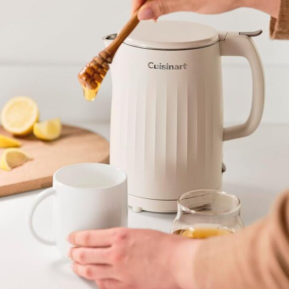 Cuisinart Soho 1 Liter Double Wall Electric Kettle, Truffle (Used for 1 week) - Picture 4 of 9